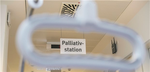 Konzept für interprofessionelle Kooperation Palliativstation in einem deutschen Krankenhaus. Gefragt auch hier: interprofessionelle Zusammenarbeit.