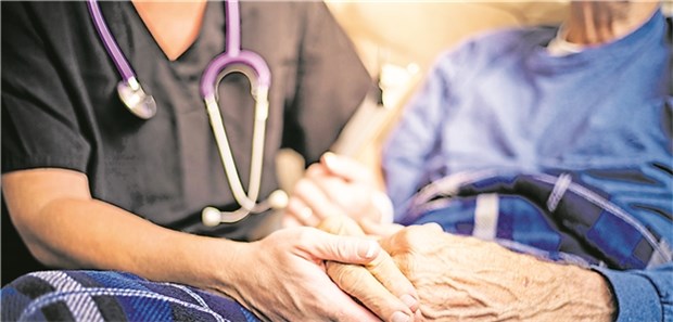 Vor der letzten Reise entscheidet hauptsächlich die Lebensqualität Palliativversorgung: Nötig sind vor allem adäquate Ressourcen für den Dienst in Krankenhäusern und Heimen.