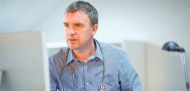 KV-Chefs fordern Therapiefreiheit Passt der Patient in die Subgruppe mit Zusatznutzen? Das sollen sich Ärzte künftig vor jeder Verordnung fragen müssen.