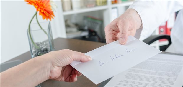 G-BA empfiehlt Arztbriefe in leichter Sprache Patienten verstehen mit dem für sie übersetzten Brief ihre Erkrankung und die möglichen Auslöser besser.