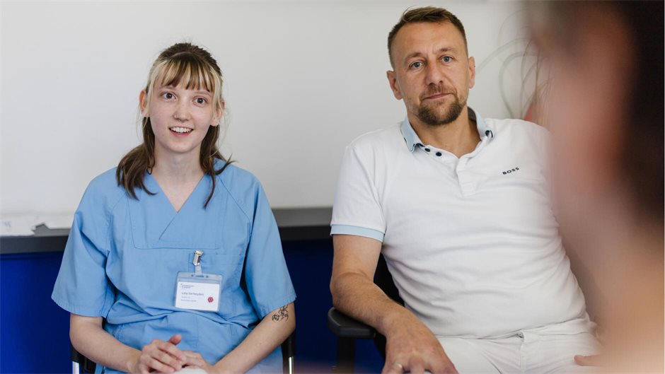 Patientengespräch: Auch Medizinstudentin Lola Verheyden absolvierte ihr Praktiku...