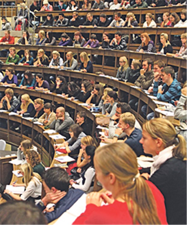 Patientensicherheit kommt zu kurz Patientenschützer fordern, die vielfältigen Aspekte der Patientensicherheit schon in der Ausbildung von Ärzten stärker zu berücksichtigen.