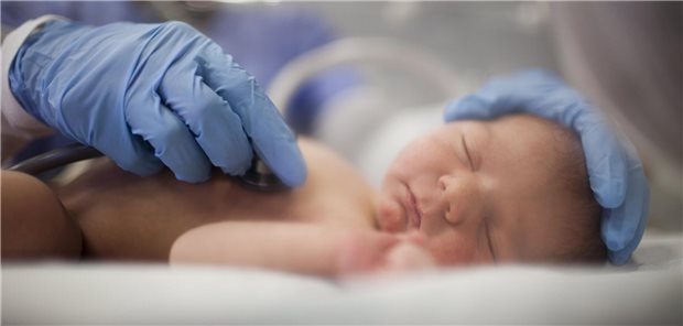 Perinatalzentren müssen bei der Frühchenversorgung bestimmte Anforderungen erfüllen. Die entsprechende Richtlinie hat der G-BA jetzt noch einmal überarbeitet.