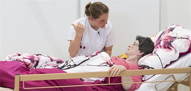 Personalmangel in der Pflege gefährdet Patienten Pflege bleibt ein Dauerthema: Die künftige Regierung wird nachsteuern müssen.
