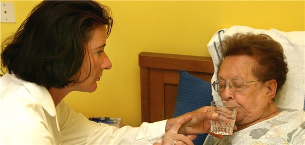 Versicherungskammer bietet Pflege-Beratung Pflege ist anspruchsvoll – das organisatorische und bürokratische Drumherum nicht weniger.