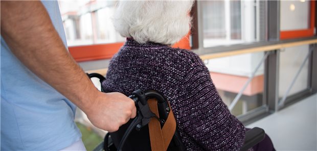 Studie: Babyboomer laufen blind in Pflegekatastrophe hinein Pflegebedürftig – ich doch nicht: Viele Babyboomer kümmern sich nicht um das Thema. Sie glauben, Pflegebedürftigkeit sei ein Schicksalsschlag, heißt es in einer Untersuchung der opta-data-Zukunfts-Stiftung.