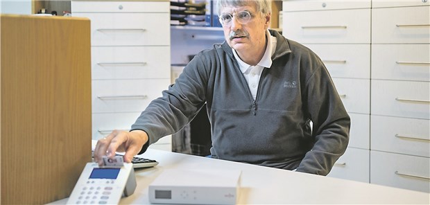 Pionier-Hausarzt: Die Praxis von Dr. Wolfgang von Schreitter in Neuss ist im November 2017 als bundesweit erste an die TI angeschlossen worden.