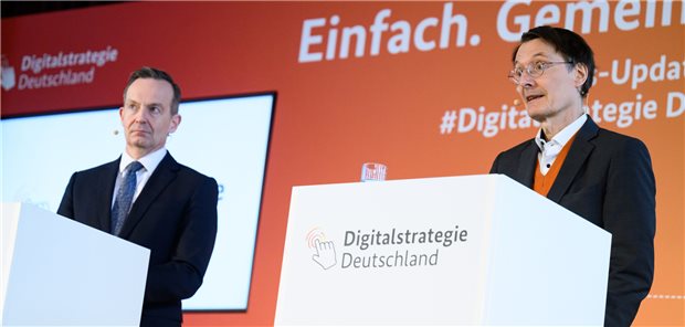 Lauterbach: Müssen bei Digitalisierung den Schalter umlegen! Plädoyer für die papierlose Verwaltung und Versorgung: Digitalminister Volker Wissing (l.) von der FDP und SPD-Gesundheitsminister Karl Lauterbach am Dienstag in Berlin.