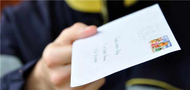 Post von der KV? Nicht gegen jeden Inhalt kann ärztlicherseits geklagt werden, so das Sozialgericht Hannover.