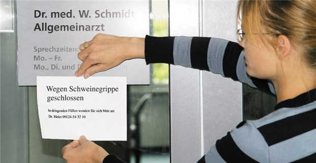 Ärzte sehen viel Hysterie im Umgang mit der Schweinegrippe Praxis geschlossen? Kein Verständnis haben Kollegen für vergleichbare Maßnahmen in Niedersachsen.