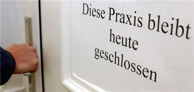 Virchowbund verteidigt Praxisschließungen Praxis geschlossen: Wie viele Ärztinnen und Ärzte an der Protestaktion teilnehmen ist noch unklar.