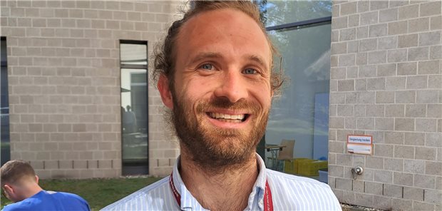 Praxisinhaber sollten eine Art Vorbild für junge Kolleginnen und Kollegen sein, sagt Dr. Fabian Dupont von der Jungen Allgemeinmedizin.