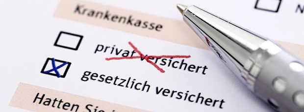 GKV und PKV: Setzen, sechs! Privat oder gesetzlich: Von Ökonomen bekommen beide System schlechte Noten.
