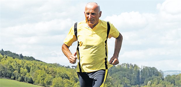 Sport lindert Rhythmusstörungen Pro 1 MET Fitnessgewinn reduzierte sich das Risiko für das Wiederauftreten von Vorhofflimmern um 12 Prozent .