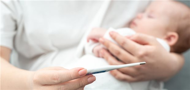 Procalcitonin scheint eine signifikant bessere diagnostische Testgenauigkeit für die Identifizierung einer invasiven bakteriellen Infektion bei fiebernden Säuglingen aufzuweisen als CRP, schlussfolgern die Forschenden um Norman-Bruce.