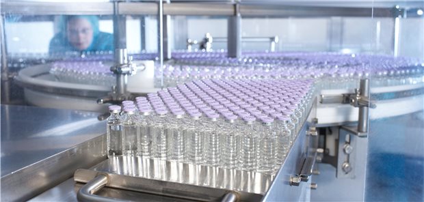 Wissenstransfer wesentlich für schnellere Forschung Produktionsanlage bei Sanofi am Standort Frankfurt-Höchst: Die Erforschung von Volkskrankheiten hat nach einer Umfrage des Unternehmens für eine große Mehrheit der Deutschen hohe Priorität.