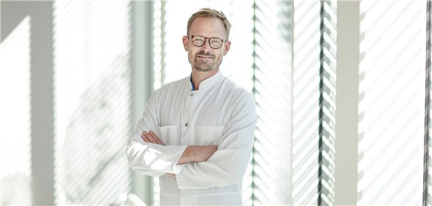 Frank ist neuer Klinikdirektor am Universitätsklinikum Schleswig-Holstein Prof. Derk Frank ist neuer Klinikdirektor in Kiel.