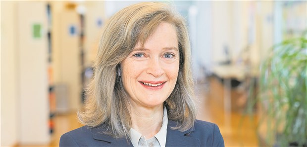 Familiencoach Depression gibt Angehörigen Kraft Prof. Dr. Elisabeth Schramm, Sektionsleiterin Psychotherapieforschung in der Psychiatrie an der Universitätsklinik Freiburg.