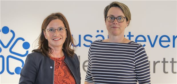 Prof. Dr. Nicola Buhlinger-Göpfarth (li), Vorsitzende des Hausärzteverbands Baden-Württemberg, und Vorstandsvize Dr. Susanne Bublitz: „Wir können den wachsenden Versorgungsdruck nur mit einer Team-Aufstellung begegnen.“
