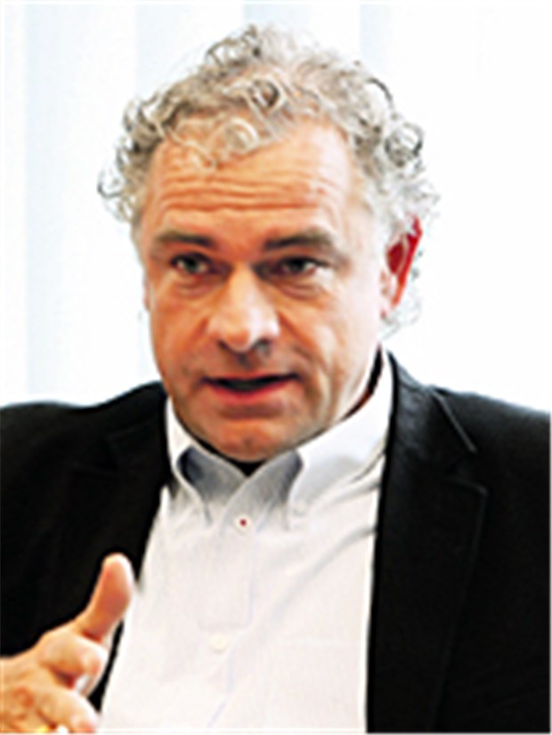 "Die Gesellschaft erwartet von uns Transparenz" Prof. Dr. Torsten Strohmeyer