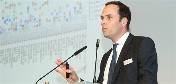 Paul-Martini-Preis für Forschung zu Haarzell-Leukämie Prof. Dr. med. Thorsten Zenz vom Universitätsspital Zürich, Paul-Martini-Preisträger 2018, erläutert seine Forschung.