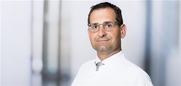 Neuer Direktor der Orthopädie und Unfallchirurgie am Klinikum Ingolstadt Prof. Hans-Georg Palm ist neuer Direktor des Zentrums für Orthopädie und Unfallchirurgie am Klinikum Ingolstadt