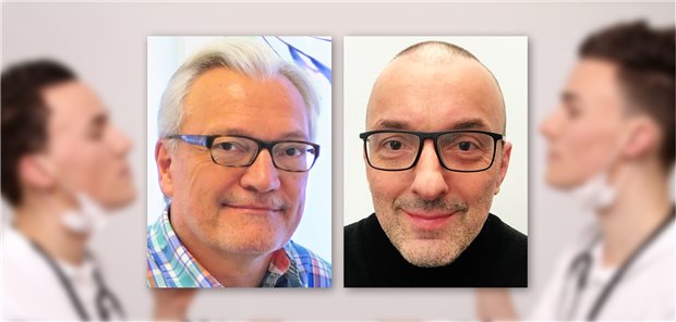 Was Bierflaschen mit der Ärzte-Ausbildung zu tun haben Prof. Johannes Jäger (linkes Portrait) und Roberto D‘Amelio sind Teil des HOM-KIT: Hier üben die Studenten, wie Arzt-Patienten-Gespräche funktionieren (Symbolbild mit Fotomodellen).