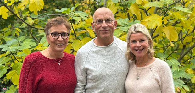 Prof. Martin Hörning mit seinen Kolleginnen Dr. Birgit Fahlbusch (l.) und Heidi Rühmkorb-Claassen