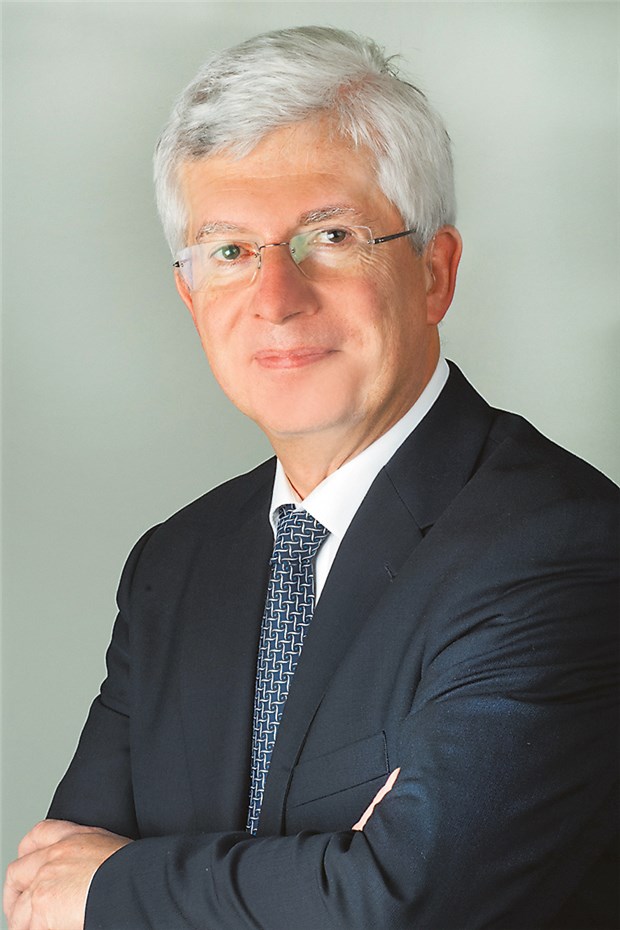 Homöopathie – harsche Debatte kurz vor dem Ärztetag Prof. Michael Frass, Internist und Vorsitzender der Wissenschaftlichen Gesellschaft für Homöopathie (WissHom).