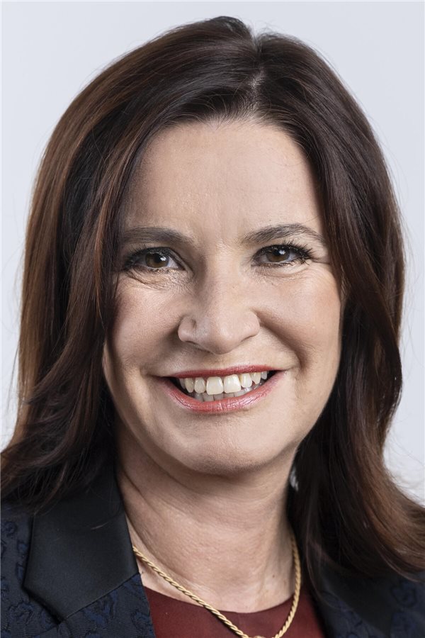 Prof. Nicola Buhlinger-Göpfarth