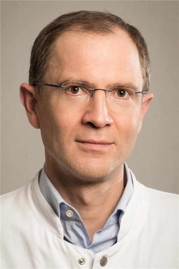 Tim Attmann übernimmt W2-Professur am UKSH in Kiel Prof. Tim Attmann