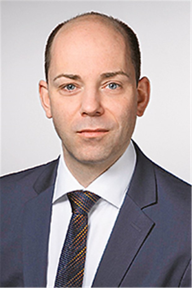 Paul Ehrlich-Preise für Botenstoff- und Fett-Forschung Prof. Tim J. Schulz erhält den diesjährigen Nachwuchspreis.