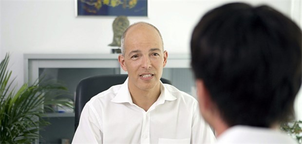 Orientierung für Krebspatienten Professionell geschulte Berater helfen und koordinieren die Behandlung von Krebspatienten.