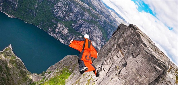 Kalkulierter Wahnsinn Professionelle Hochrisikosportler wie Basejumper sind sich der Gefahren durchaus bewusst.