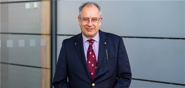 Cottbuser Mediziner im Kuratorium der Ben-Gurion-Stiftung Professor Björn Brücher ist in das Kuratorium der überparteilichen und überkonfessionellen Ben-Gurion-Stiftung gewählt worden.