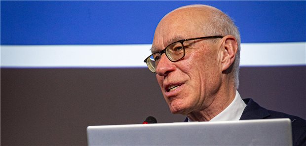 Neurologe Professor Cornelius Weiller für sein Lebenswerk geehrt Professor Cornelius Weiller ist von der DGKN für sein Lebenswerk ausgezeichnet worden.