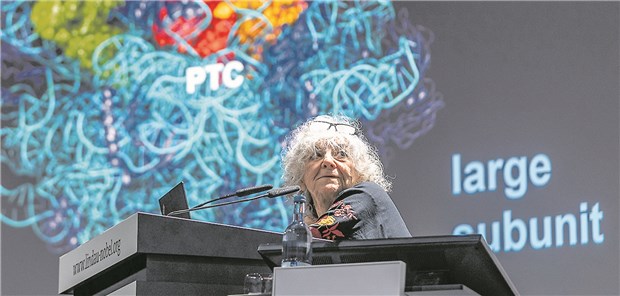 Nobelpreisträger zum Anfassen Professor Elizabeth Blackburn gibt in Lindau Tipps an Jungforscher