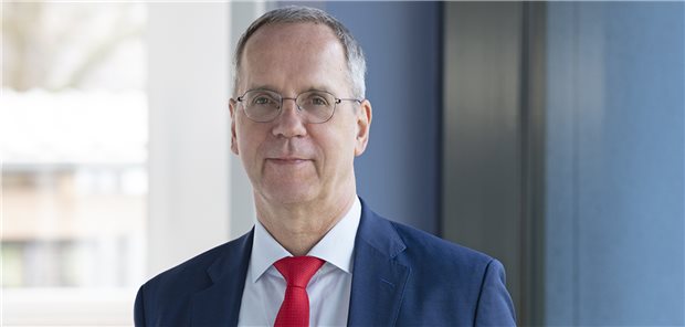 Professor Gerald Niedobitek