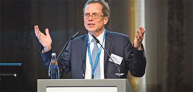 Klinische Forschung muss gestützt werden! Professor Gerd Hasenfuß - hier bei der Eröffnung von "Chances".