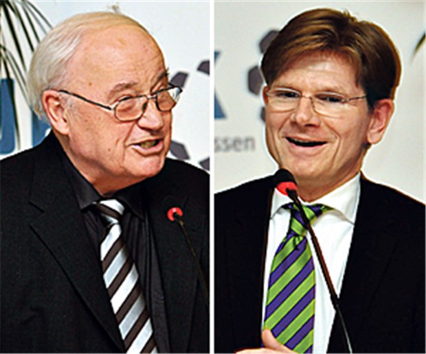 Wer soll's richten: Bürger oder Experten? Professor Günther Jansen und Minister Dr. Heiner Garg (v. l.)