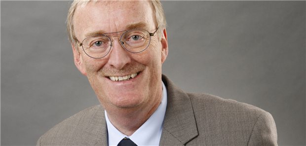 Bundesverdienstkreuz für ehemaligen DGIM-Vorsitzenden Mössner Professor Joachim Mössner war 25 Jahre Direktor die Klinik und Poliklinik für Gastroenterologie und Rheumatologie am Uniklinikum Leipzig. Seit 2018 ist er in Ruhestand.
