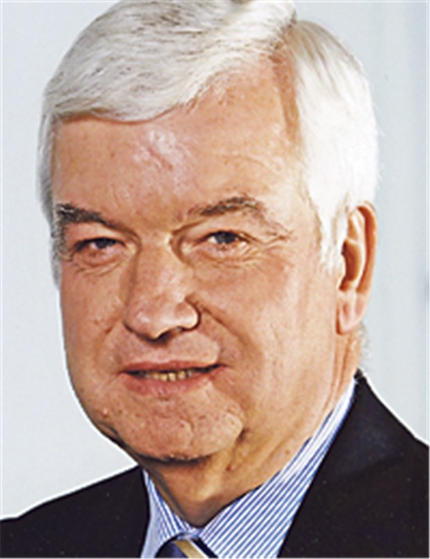 "Männer müssen früher zur Vorsorge gehen dürfen" Professor Jürgen Riemann, Vorstandsvorsitzender der Stiftung LebensBlicke.