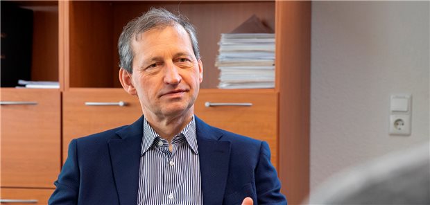 Professor Sebastian Schellong: „Im ärztlichen Alltag ergibt sich regelmäßig die Frage, ob man nicht auf dieses oder jenes an Diagnostik oder Therapie verzichten und den jeweiligen Patienten nicht dennoch genauso gut versorgen könnte.“