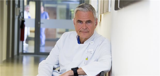 Uwe Janssens wird zum 1. Januar Ärztlicher Direktor Professor Uwe Janssens wird ab dem 1. Januar 2023 neuer Ärztlicher Direktor des St.-Antonius-Hospitals in Eschweiler.