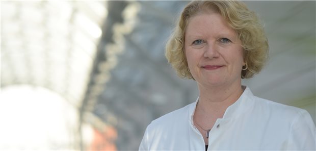 Professorin Angelika Eggert ist Direktorin der Klinik für Pädiatrie mit Schwerpunkt Onkologie und Hämatologie an der Berliner Charité.