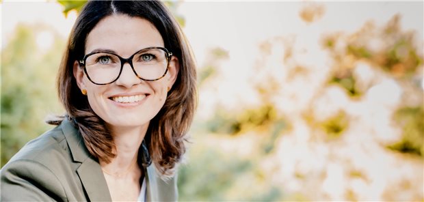 Professorin Cornelia Betsch leitet das Institut für Planetary Health Behaviour an der Universität Erfurt. 