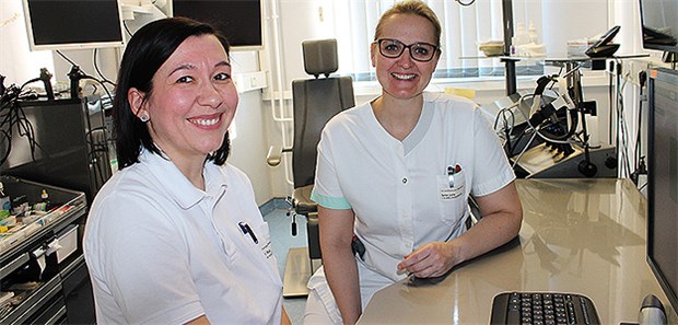 Projektadministratorinnen Julia Regener und Melanie Matke freuen sich über Zuspruch für Online-Termine