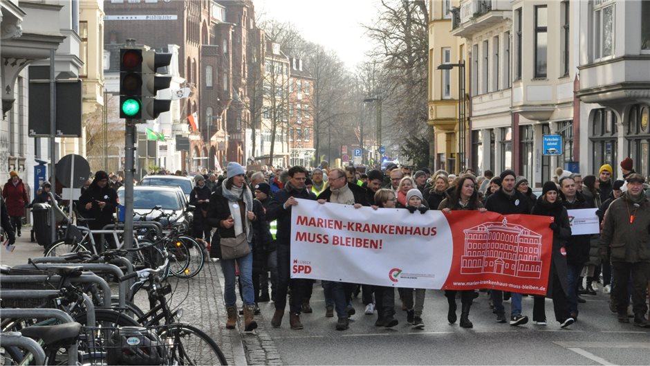 Protest gegen die Verlagerung des Marien-Krankenhauses in Lübeck am 21. Januar 2023.