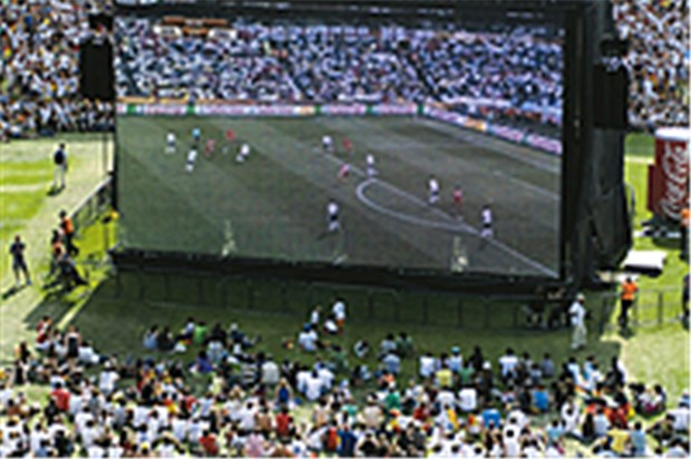 WM-Splitter Public Viewing liegt voll im Trend.