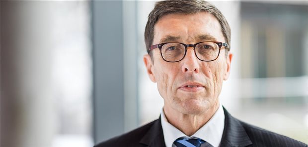 BSG-Präsident Schlegel: Ein offener und streitbarer Richter verlässt das oberste Sozialgericht Rainer Schlegel, Präsident des Bundessozialgerichts, kurz nachdem er sein Amt angetreten hatte (Archivbild). Am Donnerstag (29. Februar) hat Schlegel seinen letzten Arbeitstag im BSG gehabt.